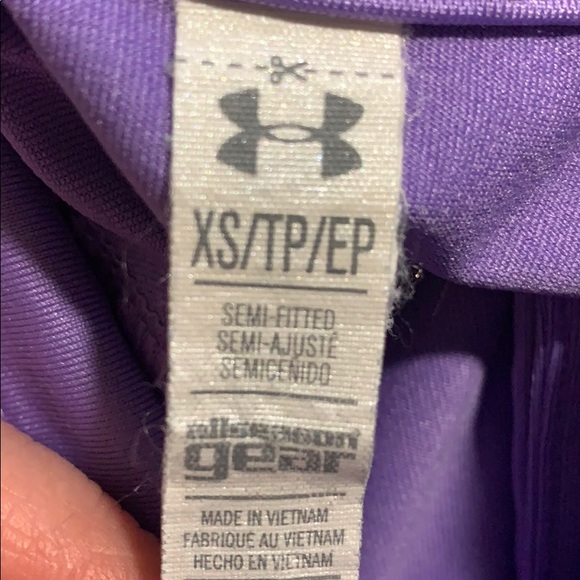 Under Armour Lilac Semi-Fitted Jacket. Size XS. - Picture 7 of 8